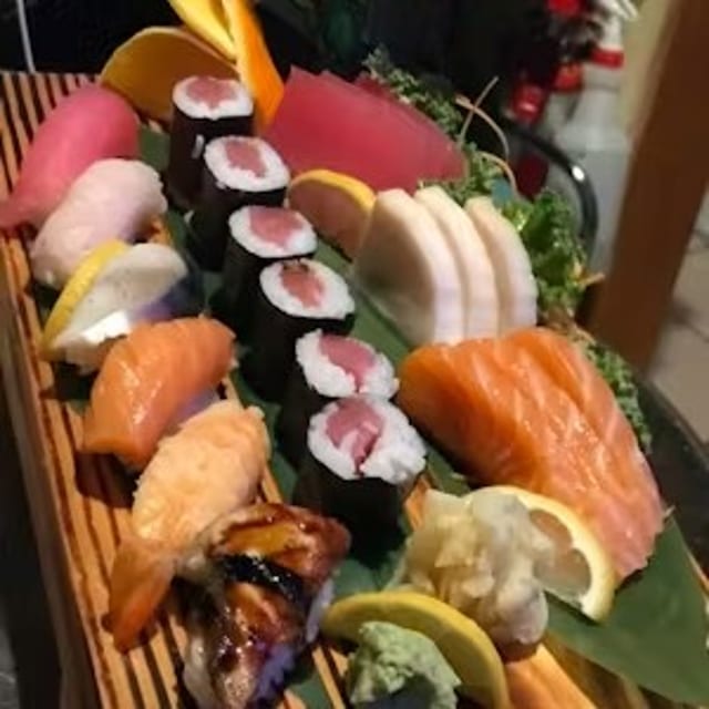 Sushi & Sashimi Dinner.