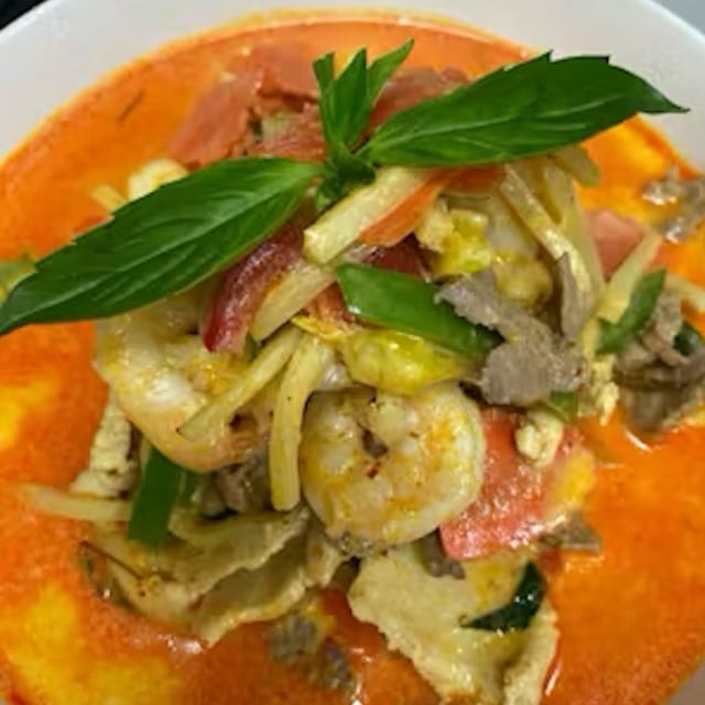 Lunch Red Curry.