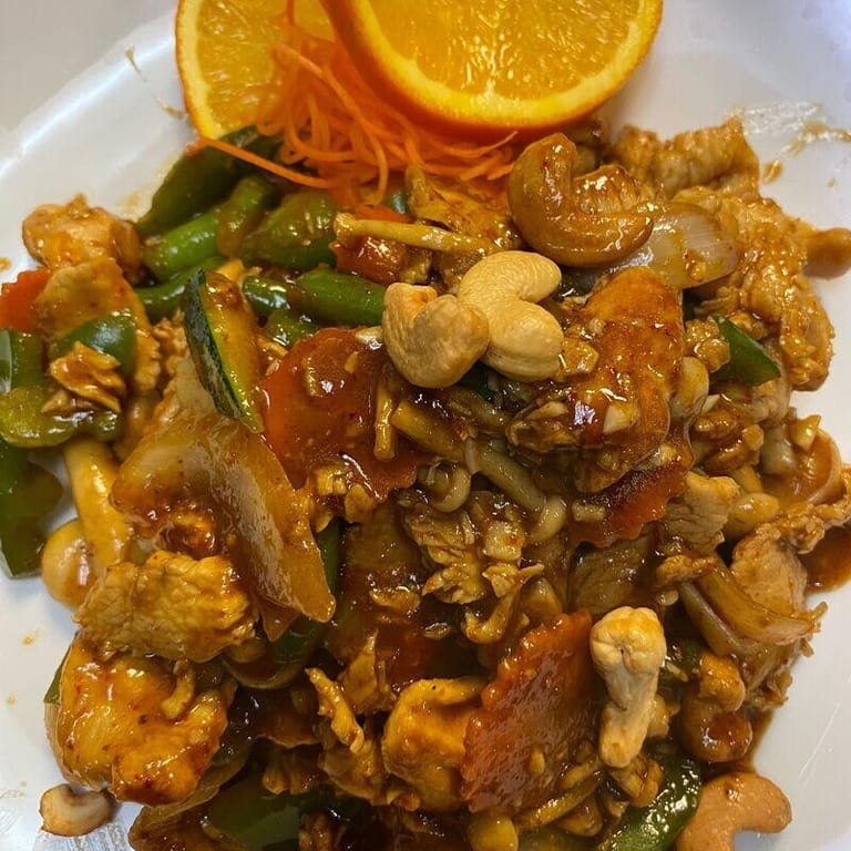 Discover Our Thai Dishes