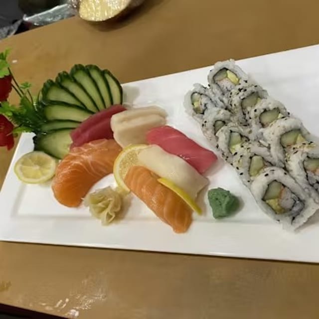 Lunch Sushi Sashimi Combo.