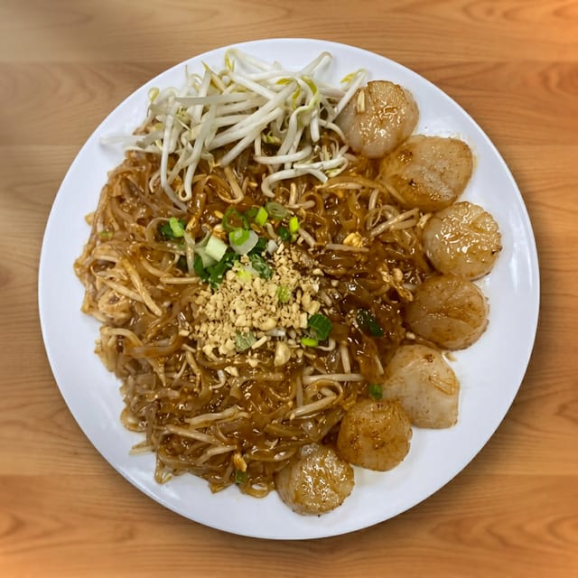 Lunch Pad Thai.